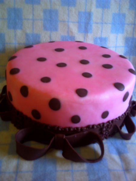 bolo  marron e rosa